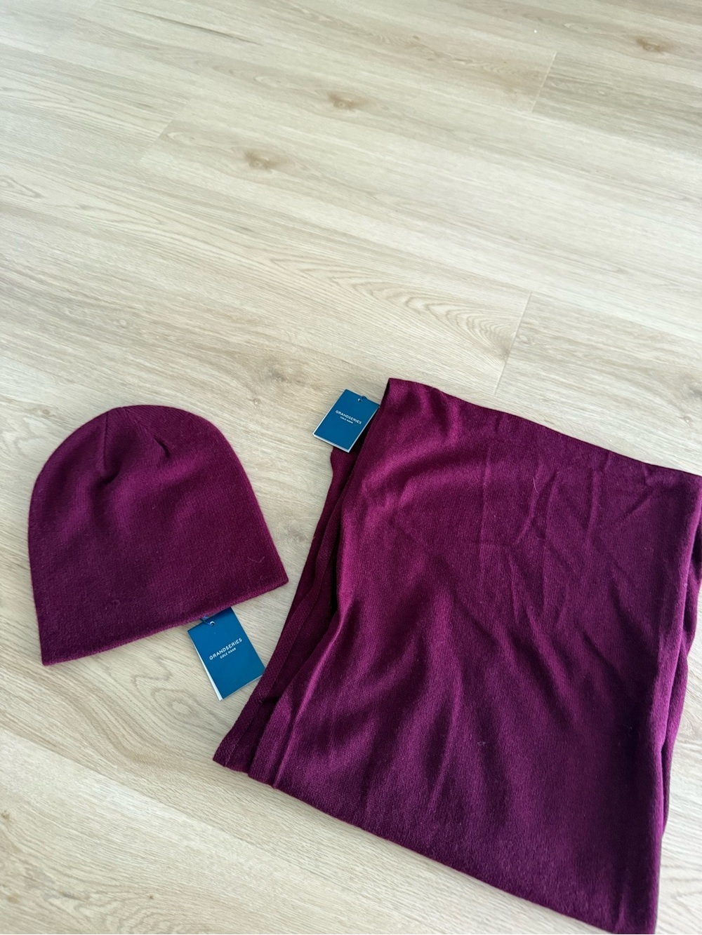 Cole Haan wool cashmere Beanie and Scarf set